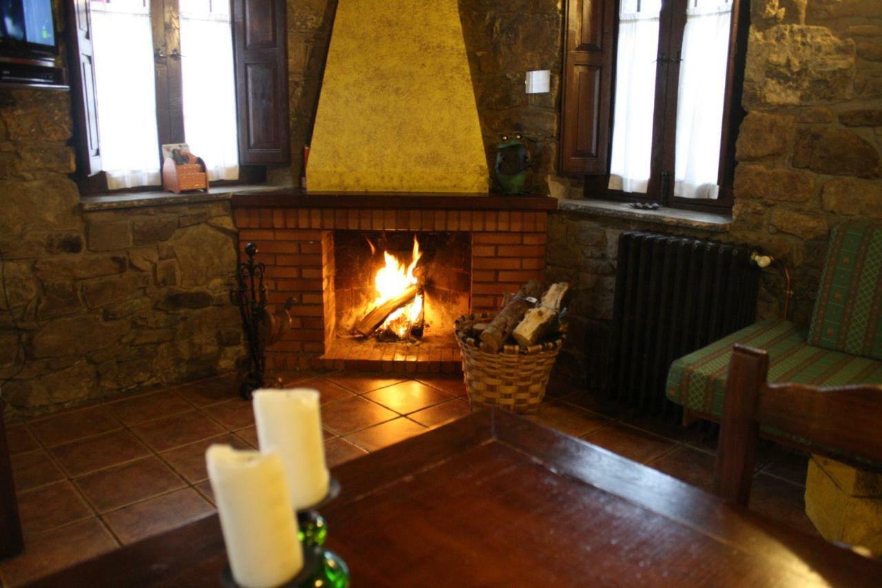 Casa Rural La Xiarapina Serrapio エクステリア 写真