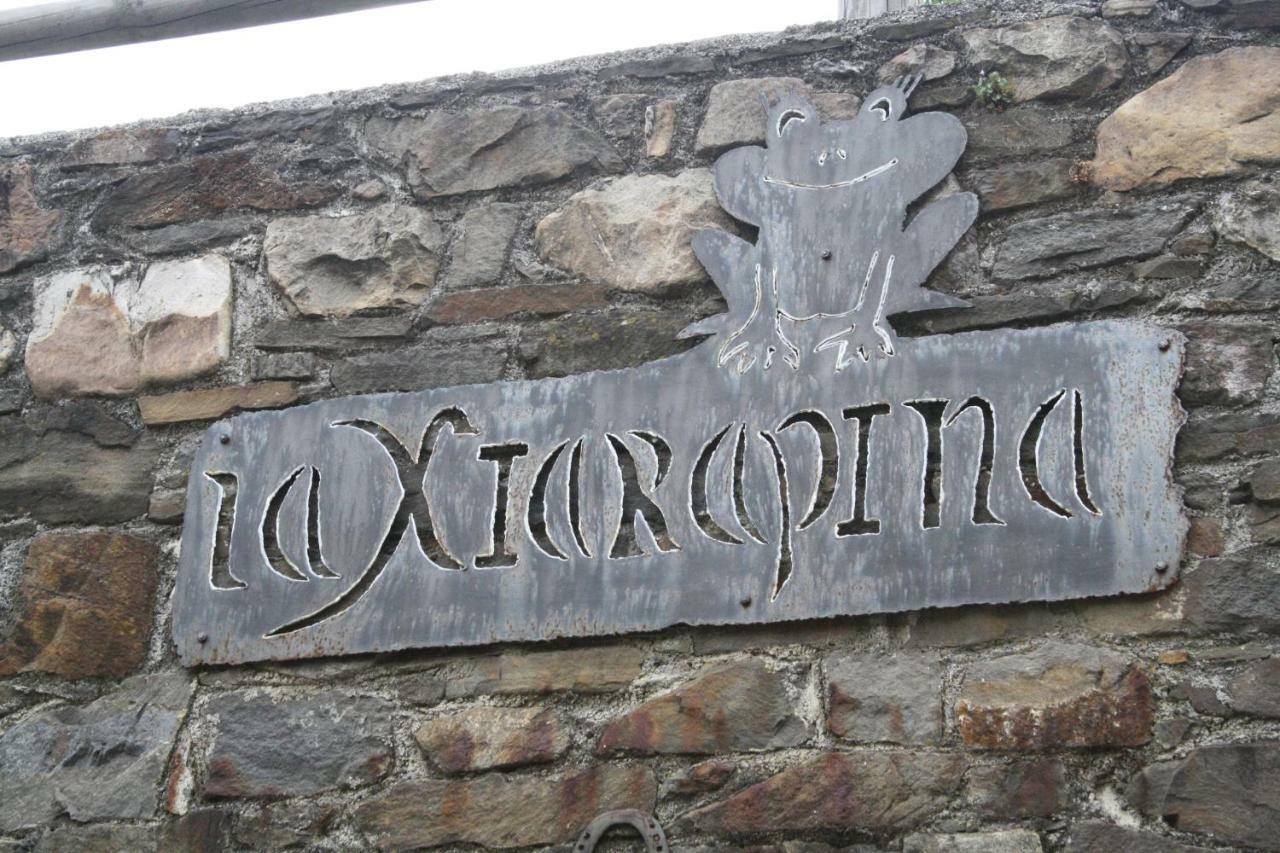 Casa Rural La Xiarapina Serrapio エクステリア 写真