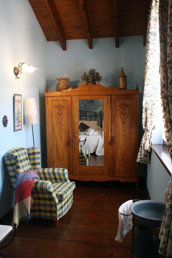 Casa Rural La Xiarapina Serrapio エクステリア 写真